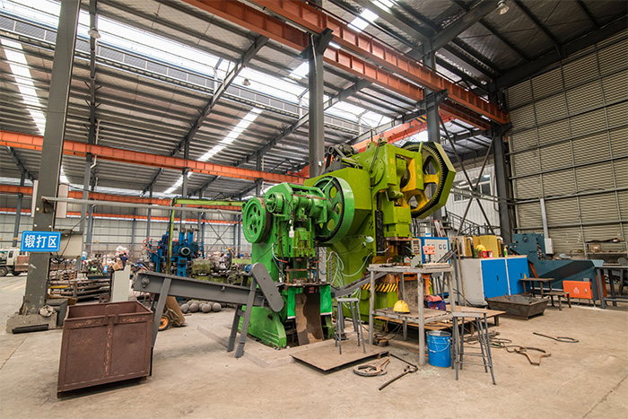 茂名网架配件-锥头加工车间